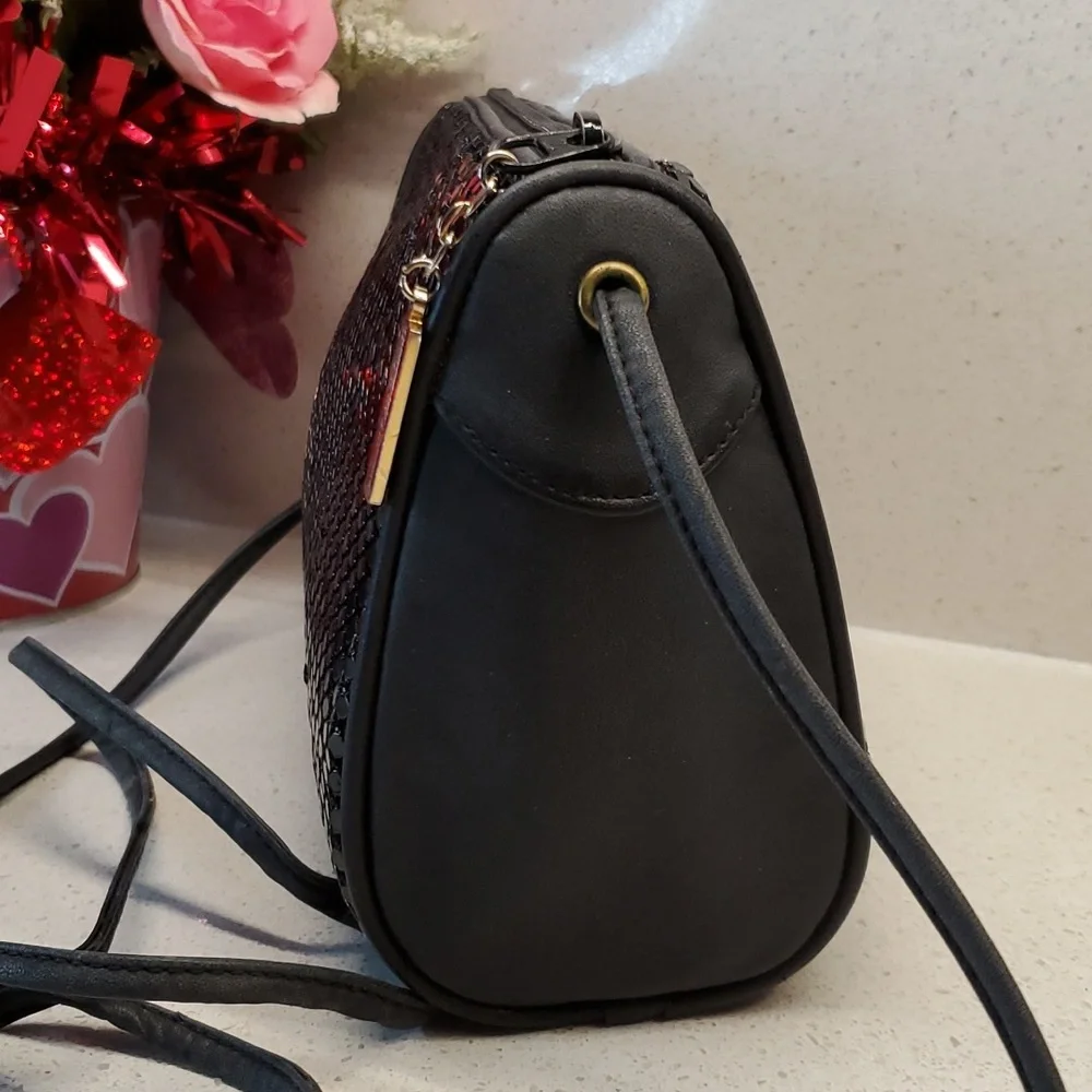 WHITING AND DAVIS chainmail crossbody bag